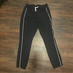 Men’s M gymshark pants